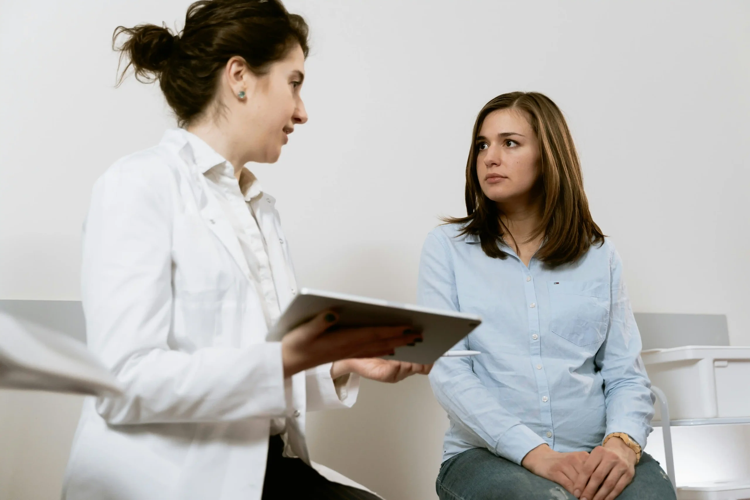 A psychologist conducting an assessment